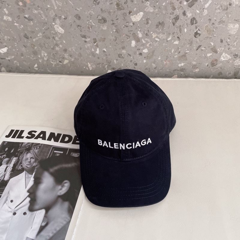 BALENCIAGA